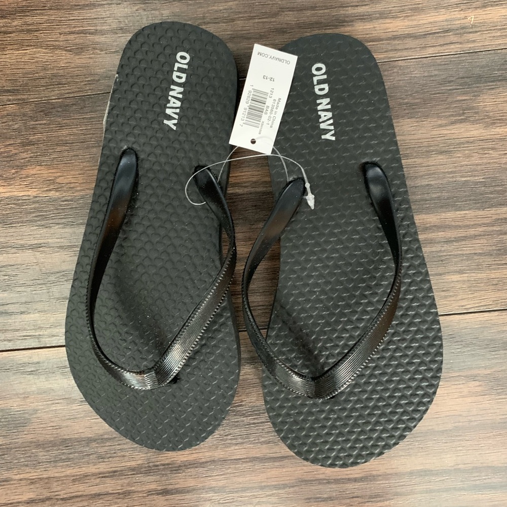 2x Host Pick 🎉 Old Navy Kids Black Flip Flop Unisex Sandals